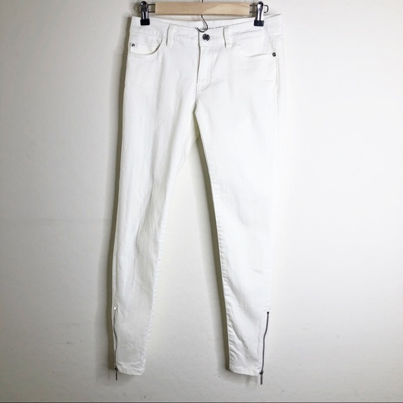 jeans with zippers at ankles